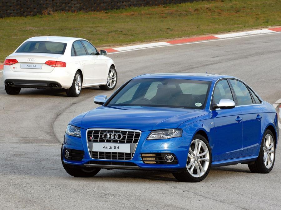  Audi S4 Sedan (B8, 8K) 2009 года  (ZA) (фото 9 из 12)